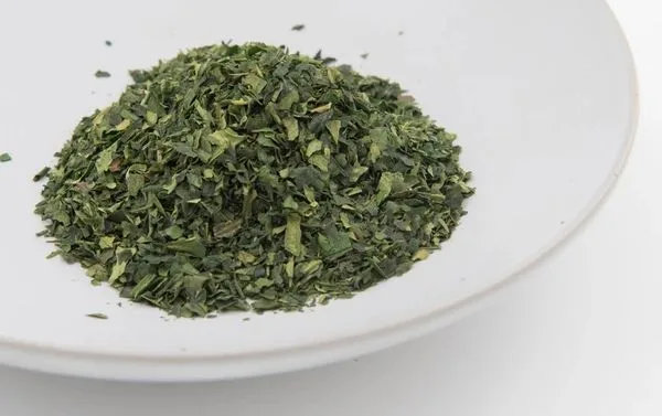 Matcha leaves