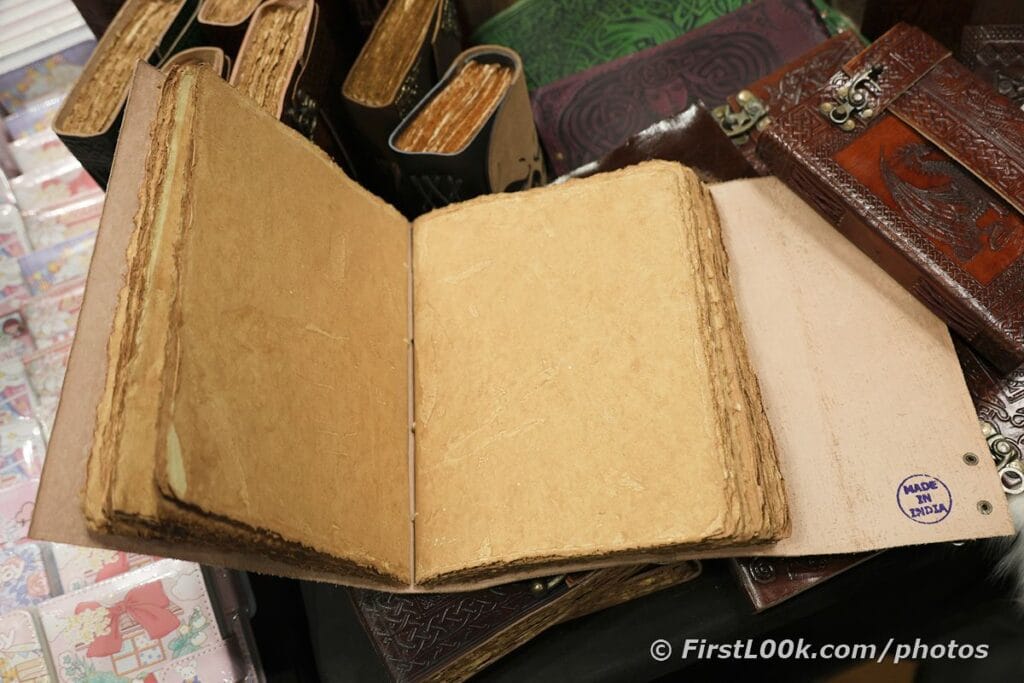 Misty Mountain Gaming - Leather notebook pages