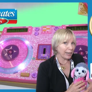 Paris and Pups' Slivington -by Playmates Toys